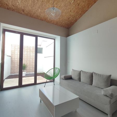 Vuelve Apartamentos Fuente de Cantos Bagian luar foto