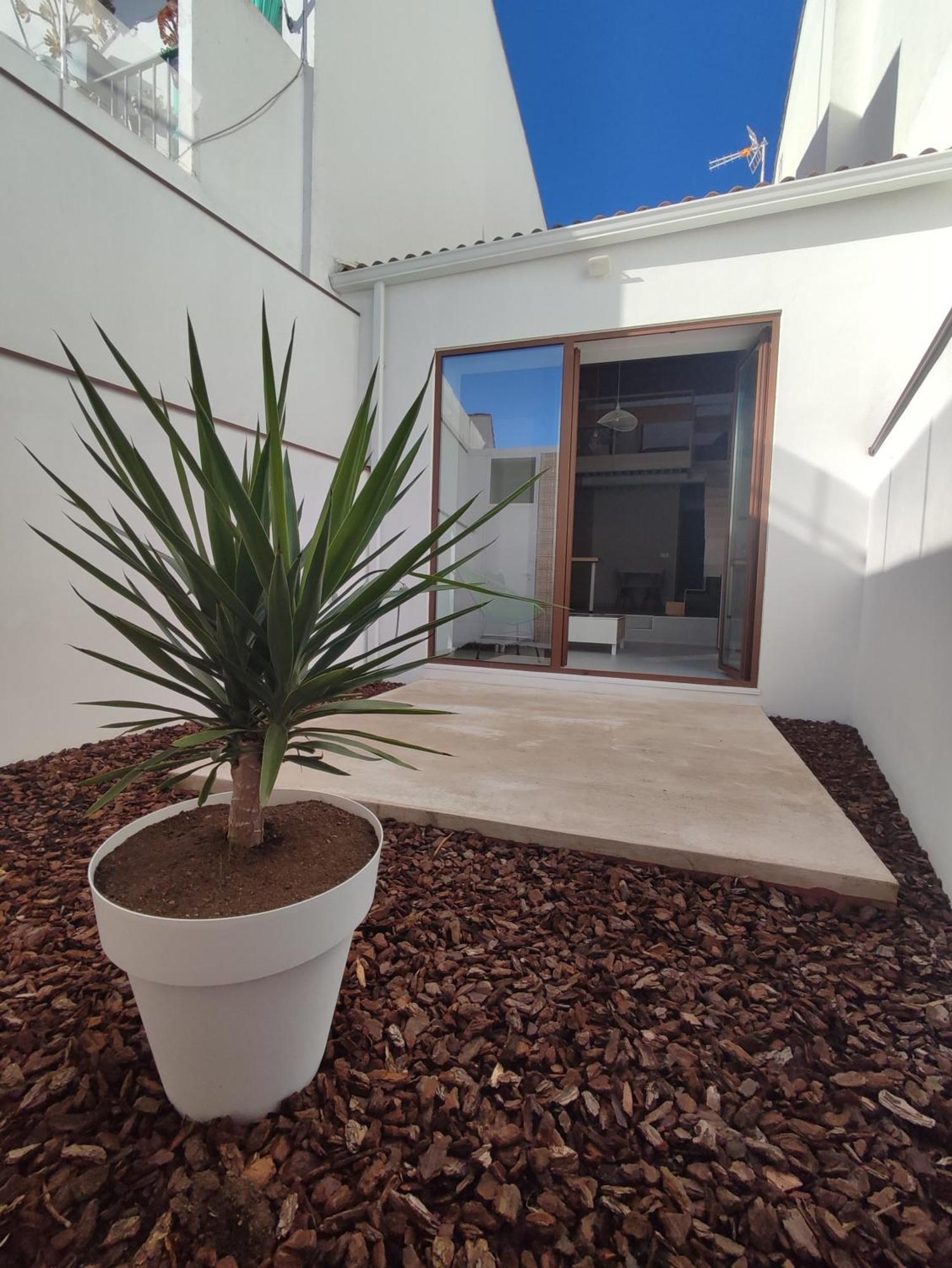 Vuelve Apartamentos Fuente de Cantos Bagian luar foto